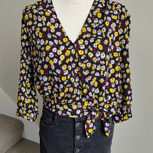 Madewell Wrap Crop-Top Floral - Picture 3 of 8